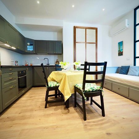 Studio Sottoripa 87A Di Fronte All'Acquario - Genovabnb It ภายนอก รูปภาพ
